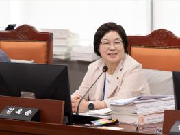 [경기도의회] 김옥순 의원, 「경기도 정원치유 활성화 지원 조례안」 제정 추진 기사 이미지