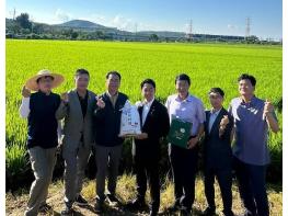 ‘日 쌀 해법, 파주에서 찾다’ 고이즈미 농림수산상, 월롱 벼논 현장 시찰 기사 이미지