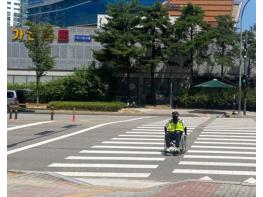 파주시,‘스마트 횡단 시스템’5개소 추가 설치… 총 29개소로 확대 기사 이미지