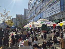 파주시 운정6동 주민자치회, ‘제3회 행복나눔장터’ 성황리에 마무리 기사 이미지