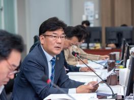 [경기도의회] 최만식 의원 “홀로 근무, 비상벨도 없다”… 복지 현장 외면한 행정 기사 이미지