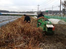 파주시,“영농 부산물 태우지 말고 파쇄하세요!” 기사 이미지