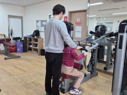 파주시 탄현면 주민자치회, 주민자치센터 운동 프로그램 일일 특강 개최 기사 이미지