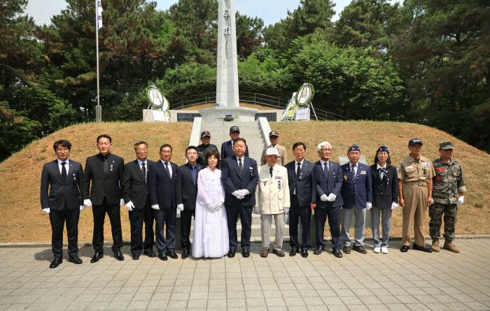 파주시, 제71회 현충일 추념식 거행…"순국선열의 숭고한 희생 잊지 않겠다"
