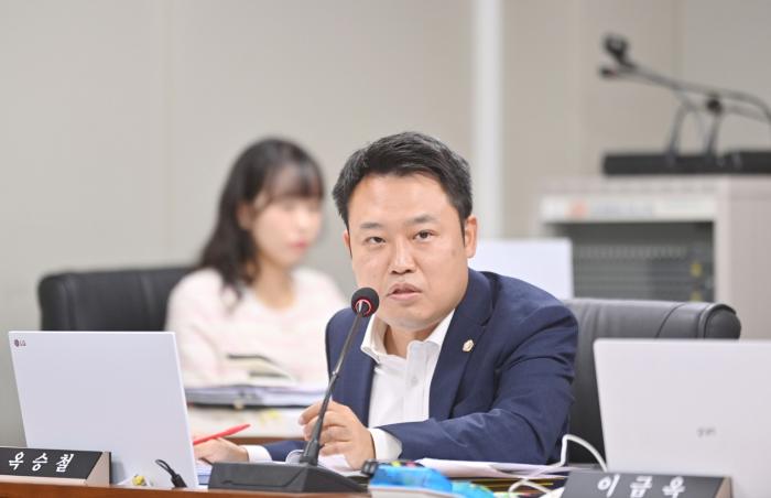 파주시의회 옥승철 의원   전국 최초‘민간 가족배려주차장 설치비 지원’근거 조례화