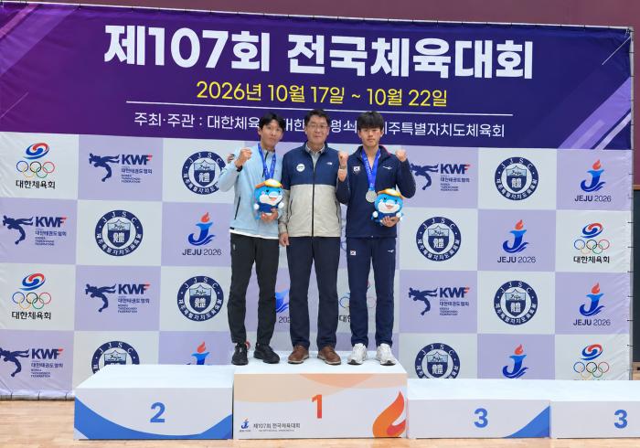 봉일천고등학교, 제107회 전국체전서 레스링부 금·은 쾌거… 지난해 넘어 한 단계 도약 